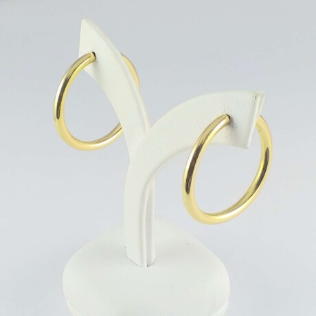 Par de aros de oro 10 ktrs. Par de aros de oro 10 ktrs.