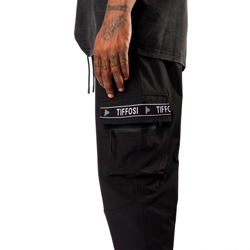 Pantalón Tiffosi Cargo de Hombre Negro