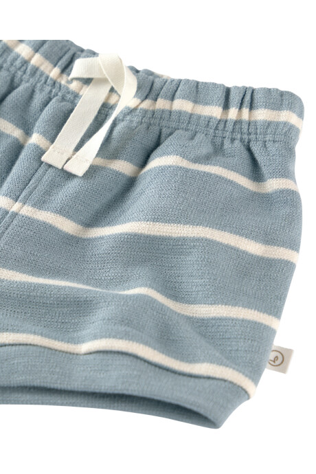 Set dos piezas de algodón orgánico, short y remera, azul y blanco, diseño a rayas Sin color