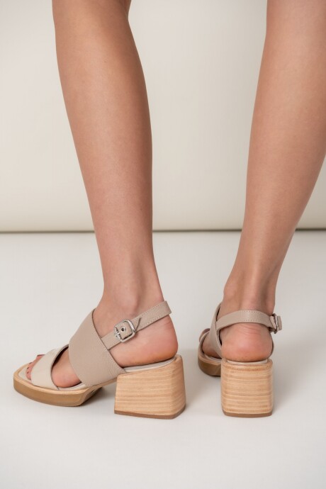 SANDALIA CHARLOTTE BEIGE