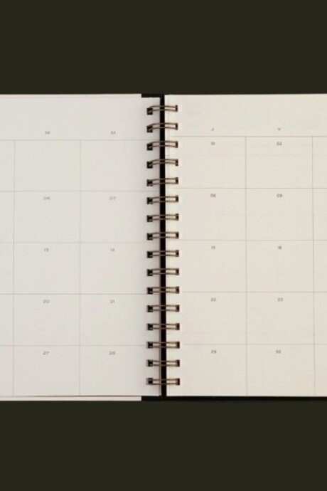 AGENDA MONOBLOCK MAKERS A5 SEMANAL ANILLADA 2026 - EL CHALTÉN AGENDA MONOBLOCK MAKERS A5 SEMANAL ANILLADA 2026 - EL CHALTÉN