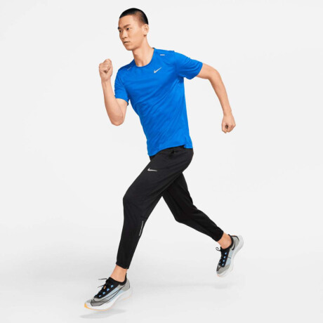 Remera Nike Dri-Fit Rise 365 de Hombre Azul