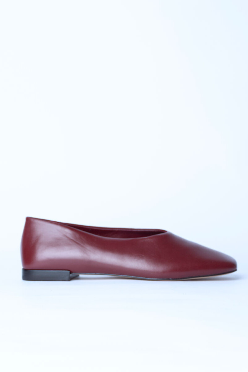 Lumi Bordeaux