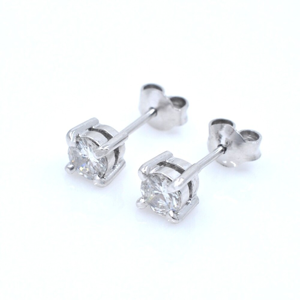 Caravanas en oro 18k blanco y brillantes Caravanas en oro 18k blanco y brillantes
