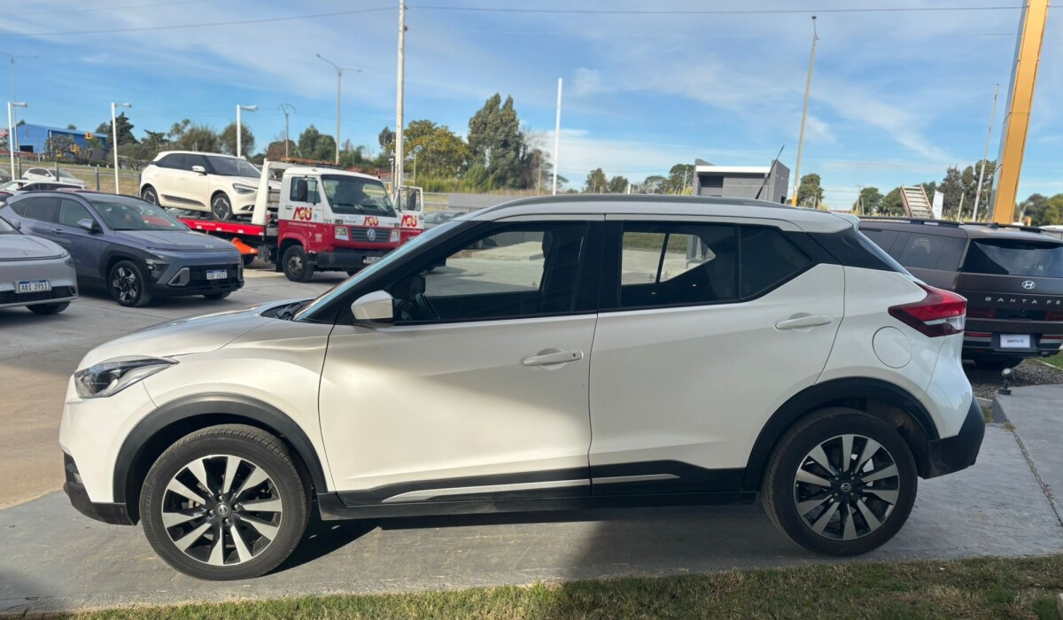 Nissan Kicks Advance MT - 2019 Nissan Kicks Advance MT - 2019