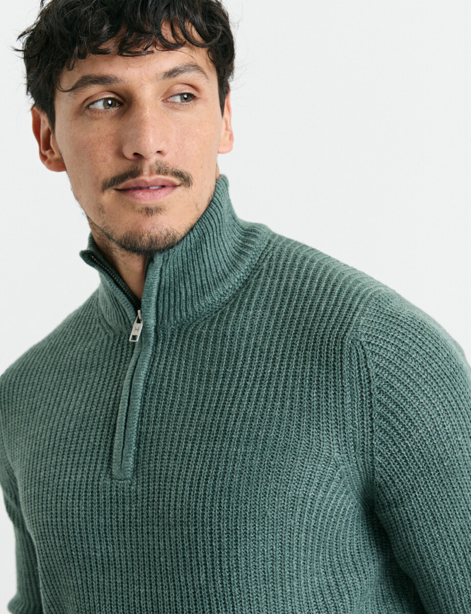 470587 SWEATER PUNTO MEDIO CIERRE HARRY Verde