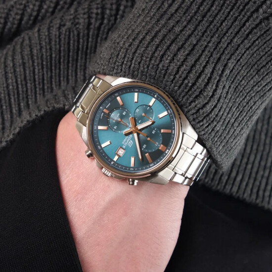 Reloj CASIO EDIFICE EFV610DE-2AUDF en Acero Plateado Esfera 43mm 0