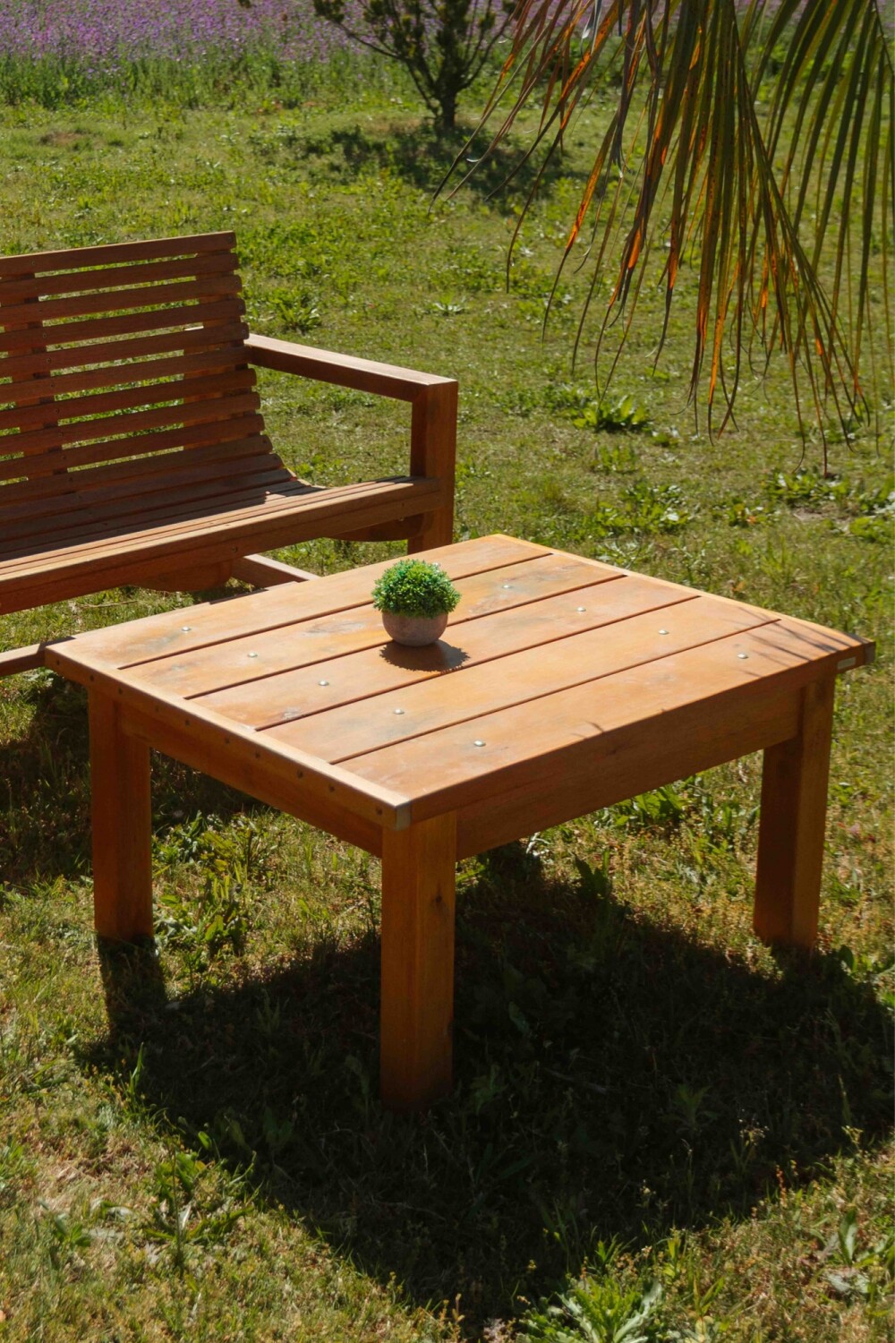 Mesa de living exterior / barbacoa — Serra Amoblamientos