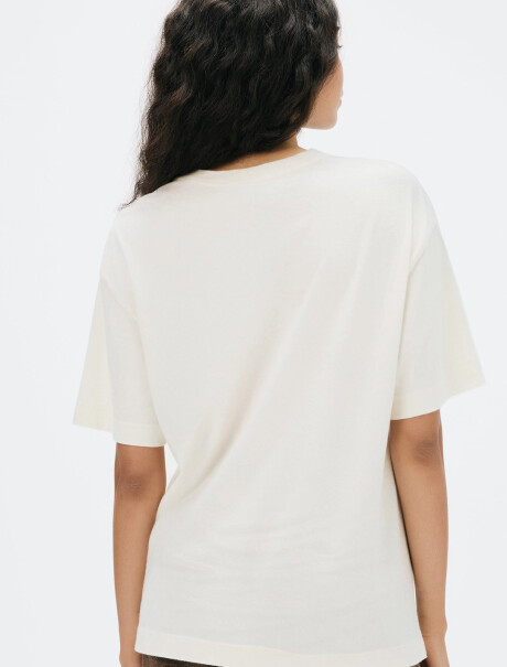 CAMISETA CON ESTAMPA MODELO OVERSIZE BEIGE