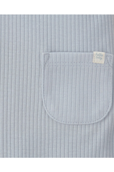 Set dos piezas de algodón, enterito y remera, azul y crema, diseño ballenas Set dos piezas de algodón, enterito y remera, azul y crema, diseño ballenas