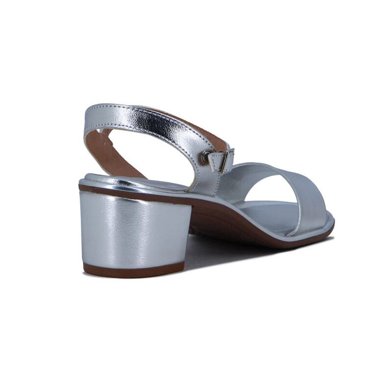 Beira Rio Sandalia Casual Taco Medio Tira Ancha Y Pulsera C/ Broche Plata