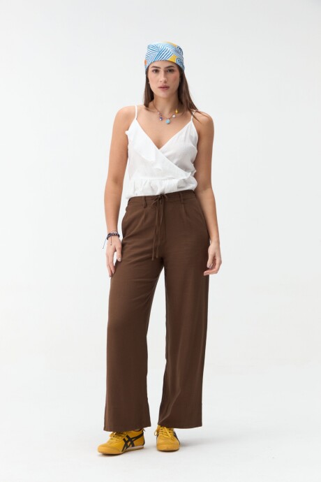 PANTALÓN GARDENIA Marrón