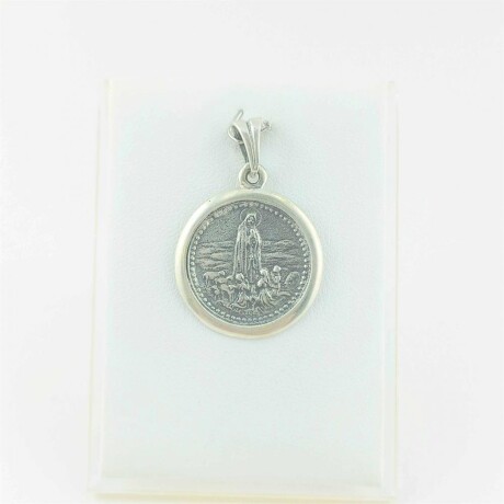 Medalla de plata 925. Virgen de Fátima. Medalla de plata 925. Virgen de Fátima.