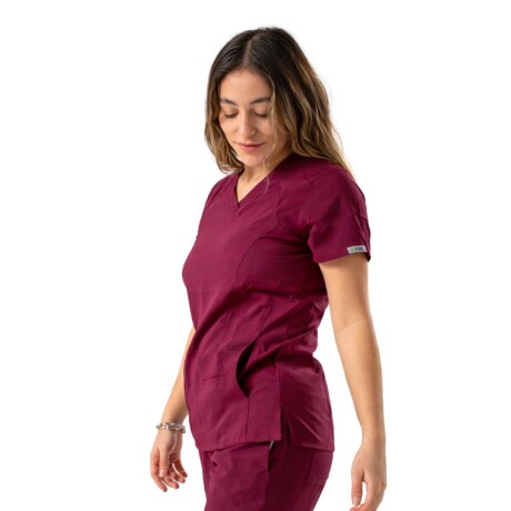 CASACA PARA MUJER UNISTORE MODELO JOY Bordo