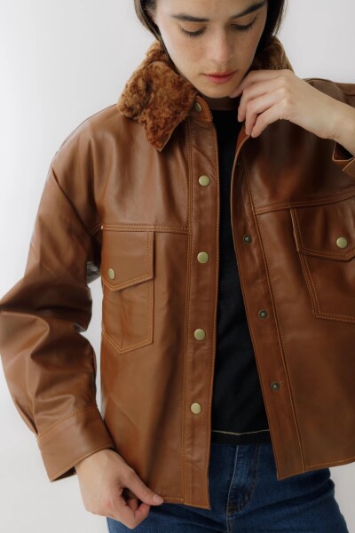 CAMISA COURO SHORT Suela