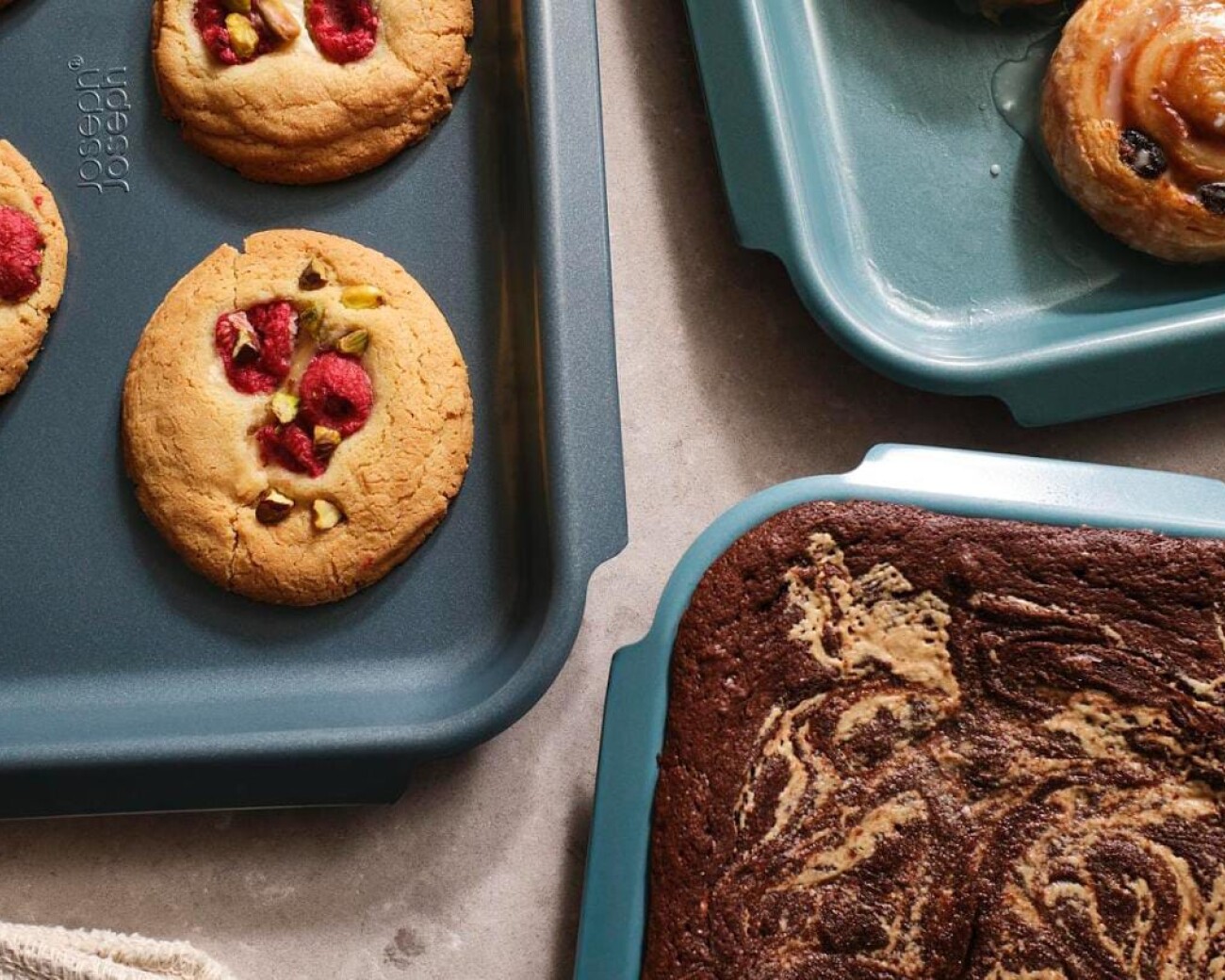 Set de 3 Bandejas para Horno Joseph Joseph Nest Bake Set de 3 Bandejas para Horno Joseph Joseph Nest Bake