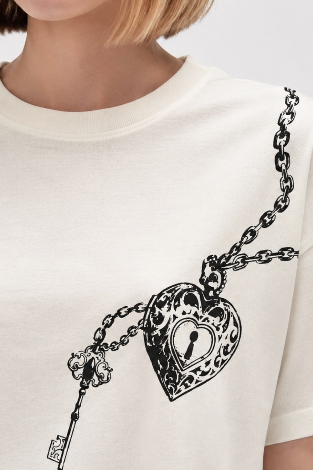 Remera Minehrva Estampado 1