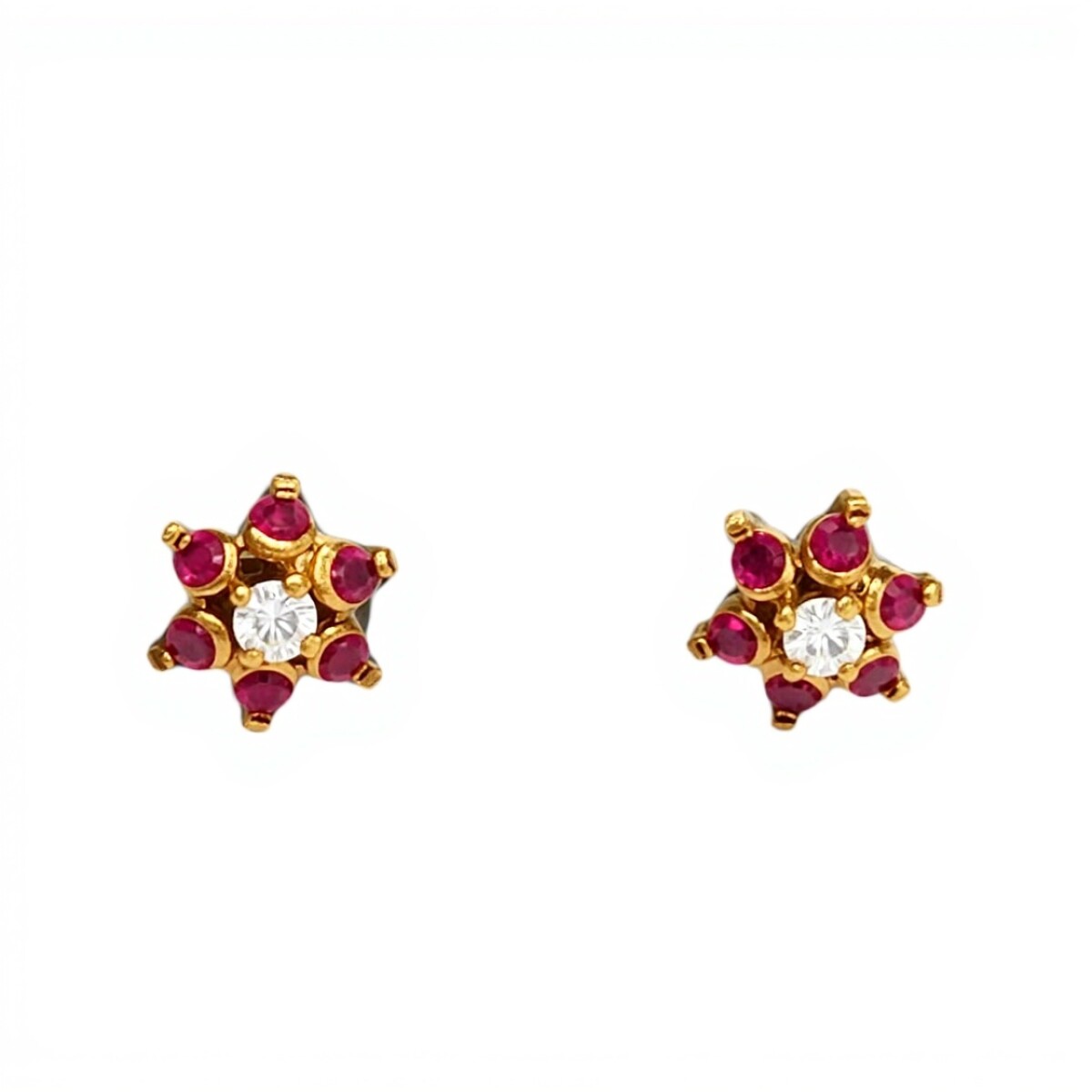 Caravanas Flor de Rubí de oro- Oro bajo - Rubí y zirconia- CA8122 - conpiedra 