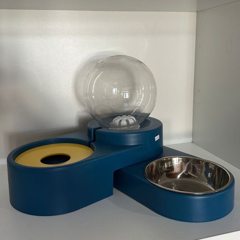 DISPENSADOR BEBEDERO Y COMEDERO DISPENSADOR BEBEDERO Y COMEDERO