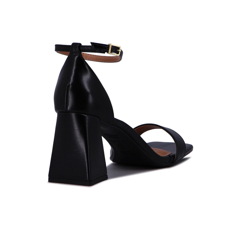 Vizzano Sandalia Una Tira Taco Medio C/pulsera Negro