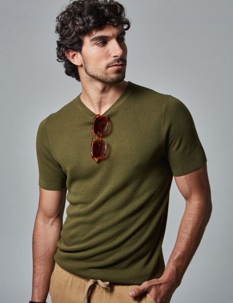 T-shirt tejida m/c lisa oliva