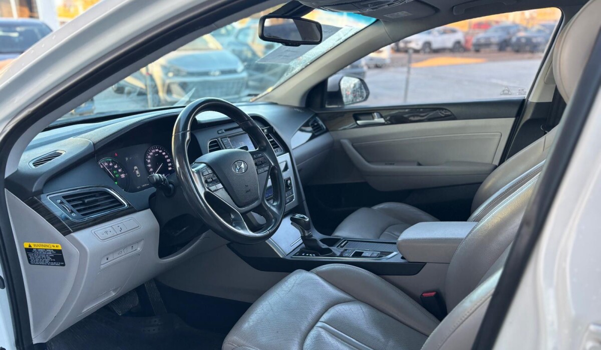 Hyundai Sonata 2,0 Hybr - 2017 Hyundai Sonata 2,0 Hybr - 2017