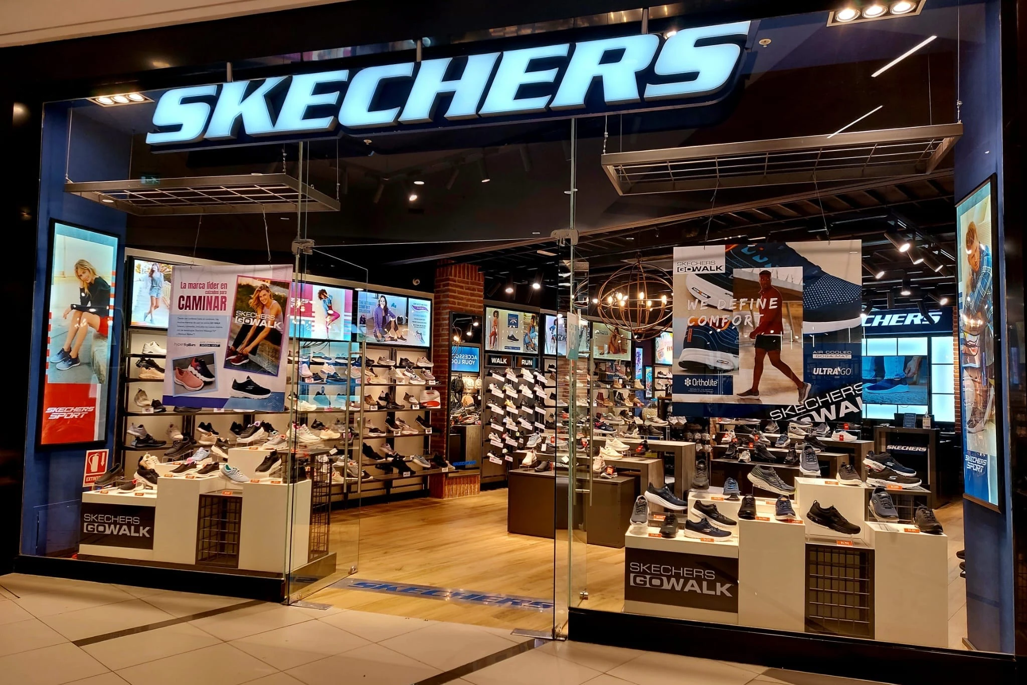 Skechers Portones