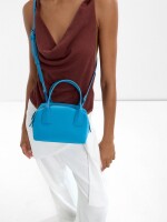 Bolso Tote Textura Suave Con Bandolera azul