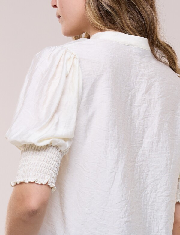 Blusa Crepé Con Mangas Abullonadas CRUDO