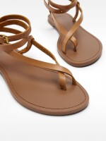 Sandalias Planas De Piel Con Tiras camel