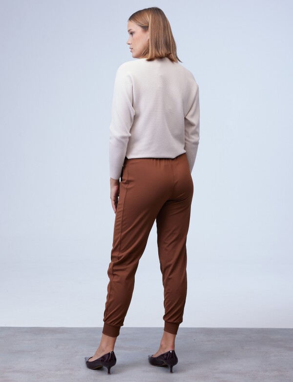 Pantalón Jogger TOSTADO