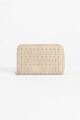 Billetera con tachas beige