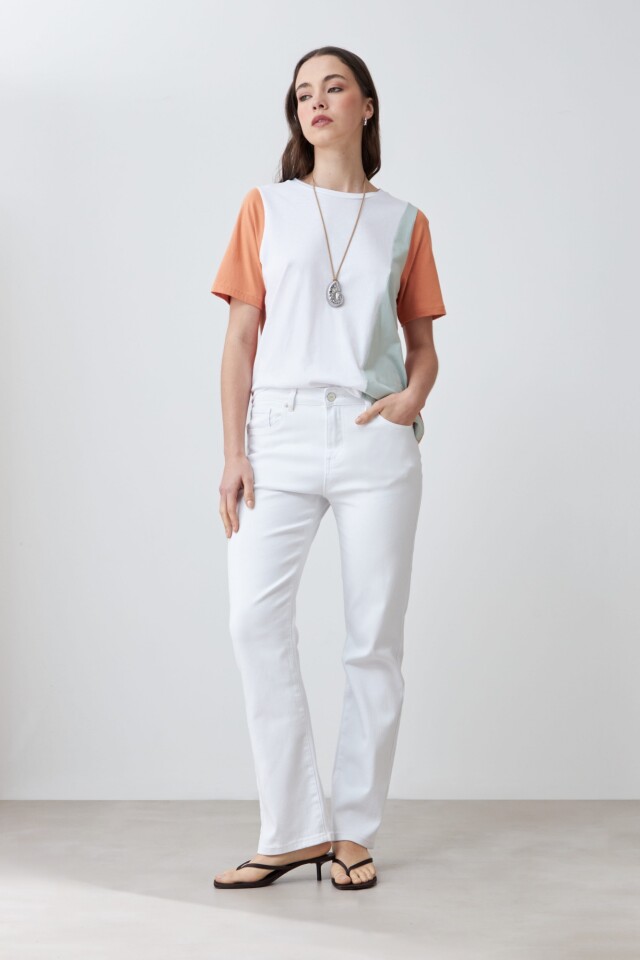 Remera color block blanco