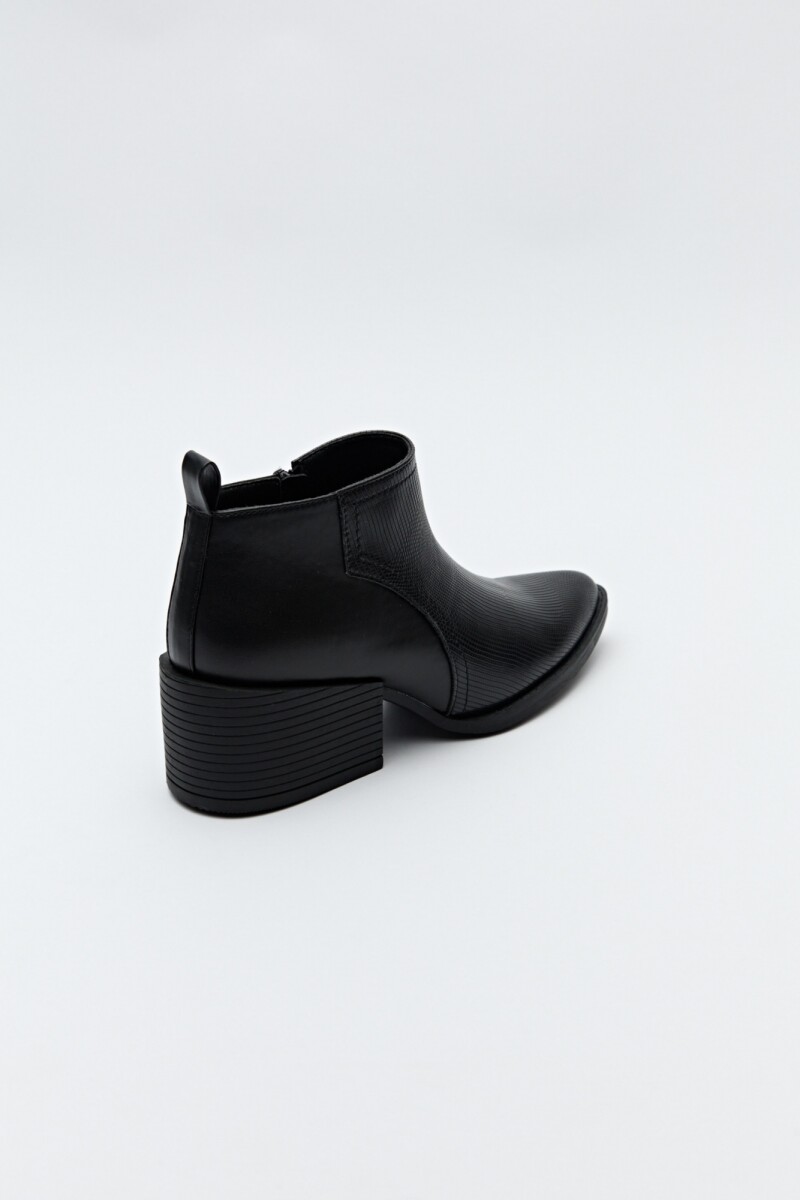 ZAPATO TROPOS Negro