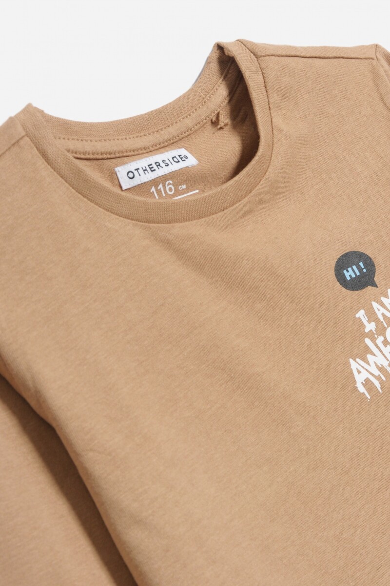 Remera estampa graffiti KHAKI