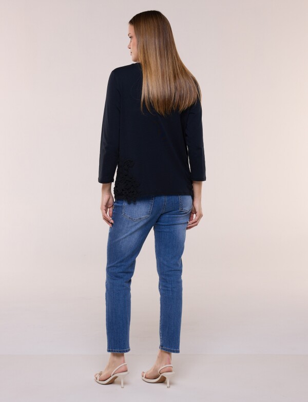 Remera De Algodón Con Aplique NEGRO