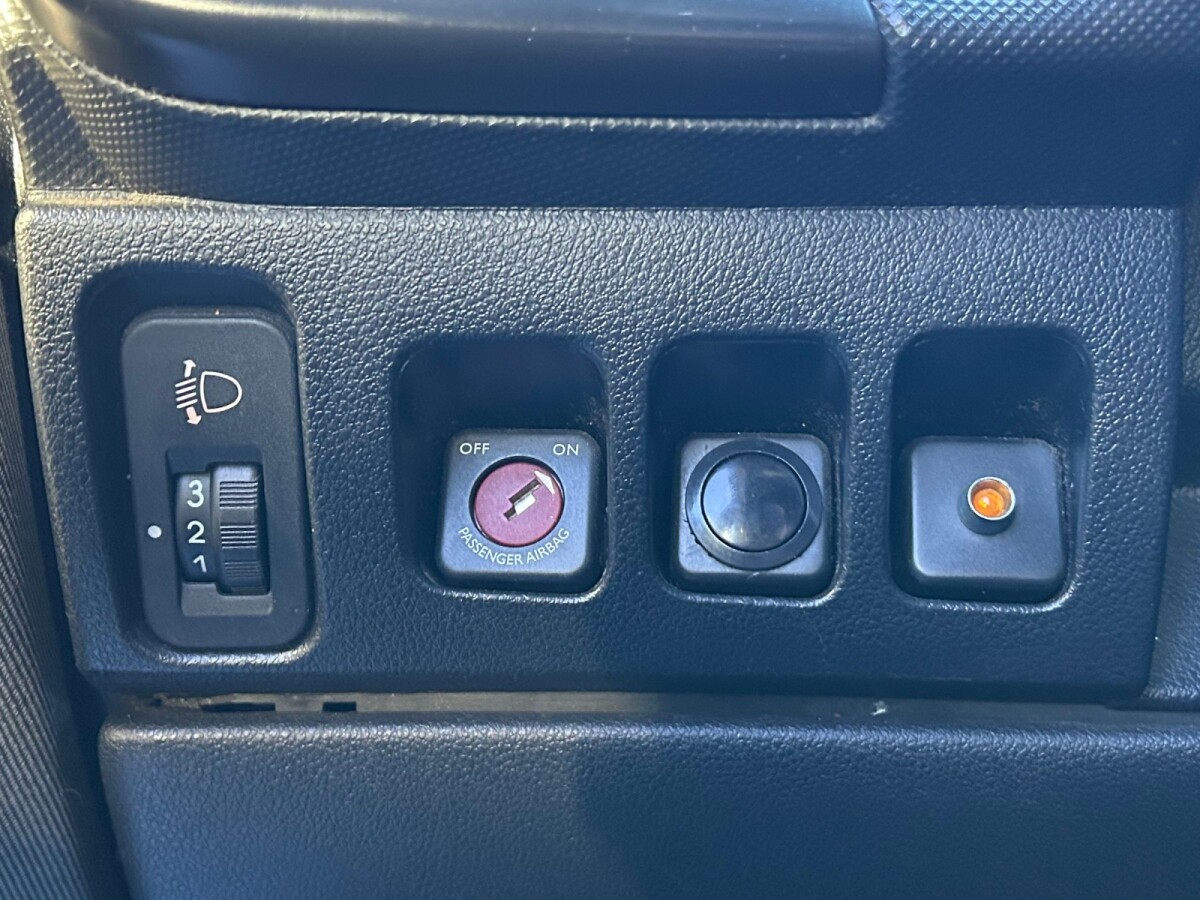 Peugeot 207 Compact One Line 1.4 | Permuta / Financia Peugeot 207 Compact One Line 1.4 | Permuta / Financia