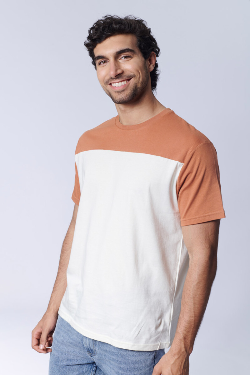 Remera Bloque Cruda