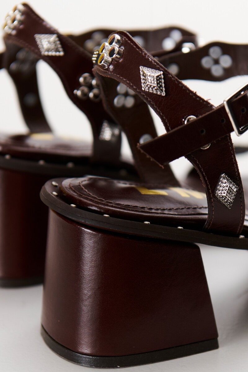 SANDALIA REBEL MARRON