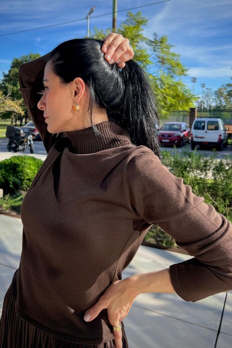 Buzo con flecos Fatima Marrón