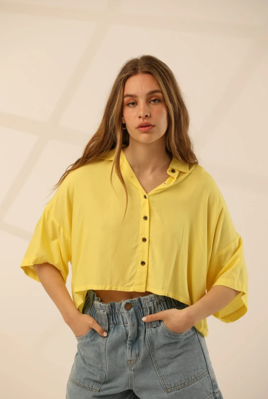 Camisa Crop Amarillo
