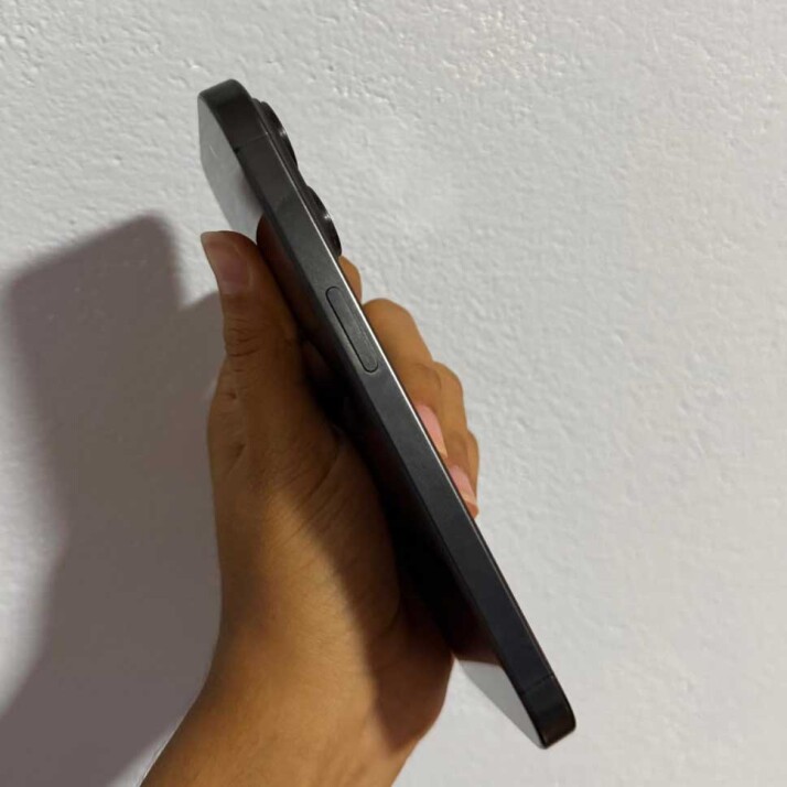 iPhone 15 Pro 128GB - Black Titanium iPhone 15 Pro 128GB - Black Titanium