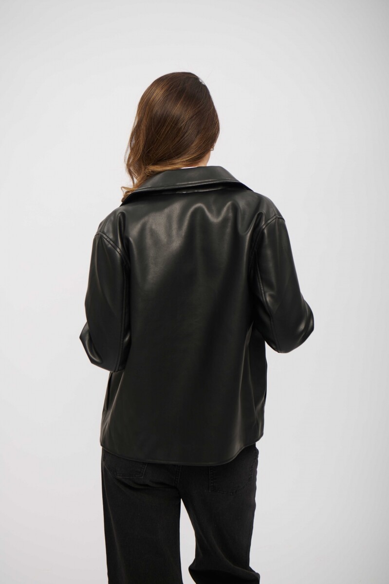 CAMPERA CUERINA NIRIA - NEGRO 