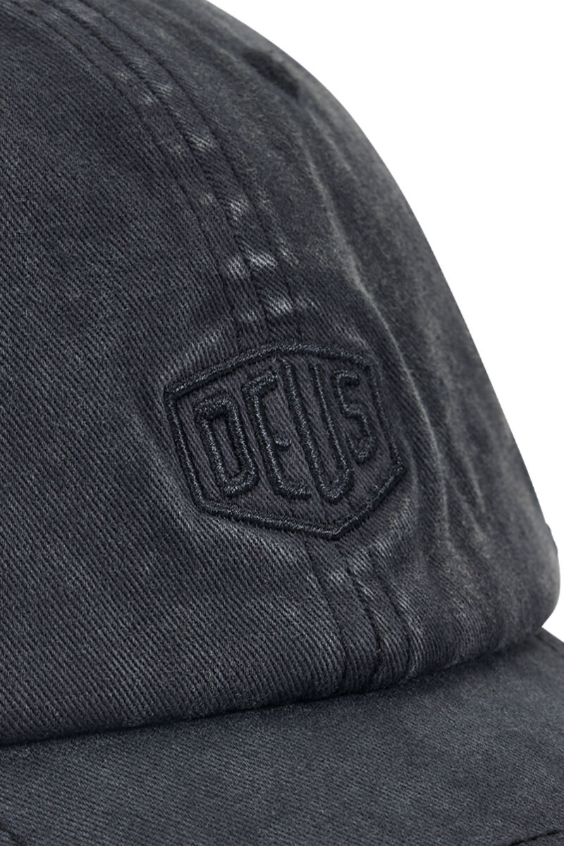 Shield Garment Dyed Dad Cap Negro