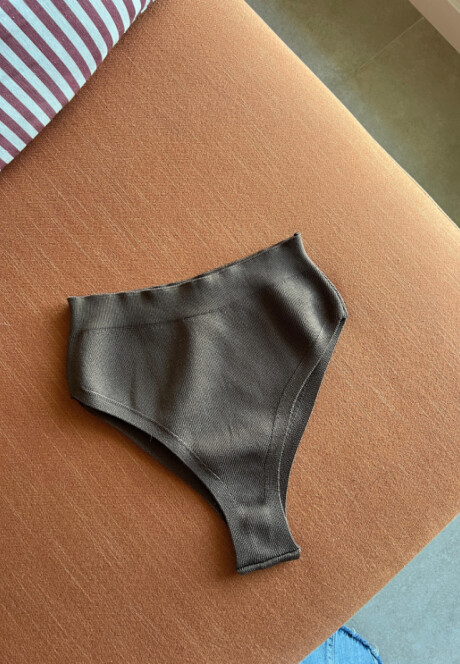 Bottom Brunet SS25 Espresso