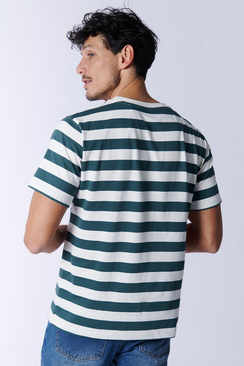 Remera Bordado Verde y Crudo