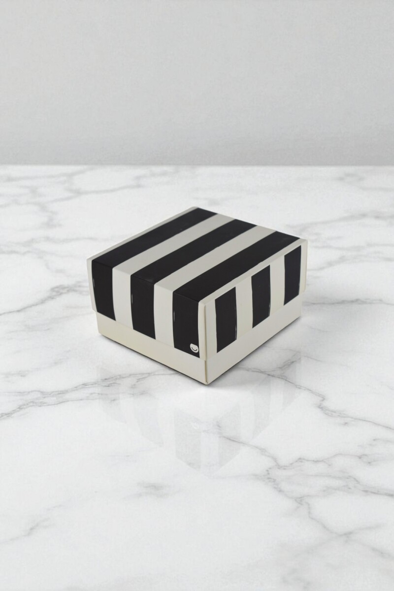 Caja laminada - Caja Estilo Barras - 15x16x9 cm 