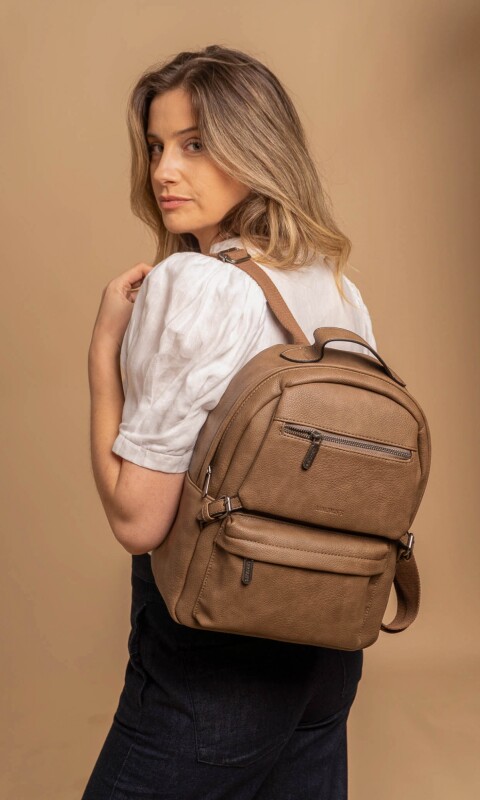 MOCHILA GERANIO TOPO