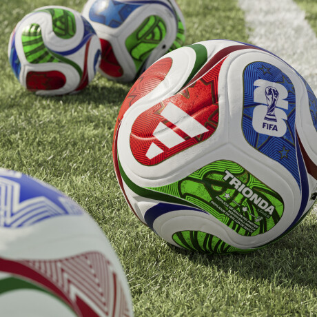 adidas PELOTA FIFA WORLD CUP 26 TRIONDA White/Red/Green/Blue
