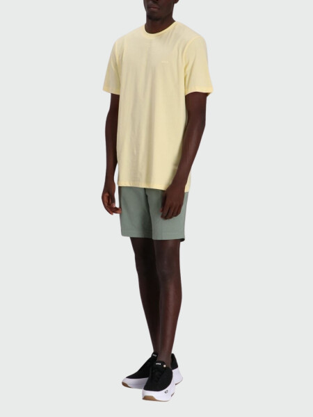 Hugo Boss -Bermudas slim fit de gabardina de algodón elastizado Verde claro